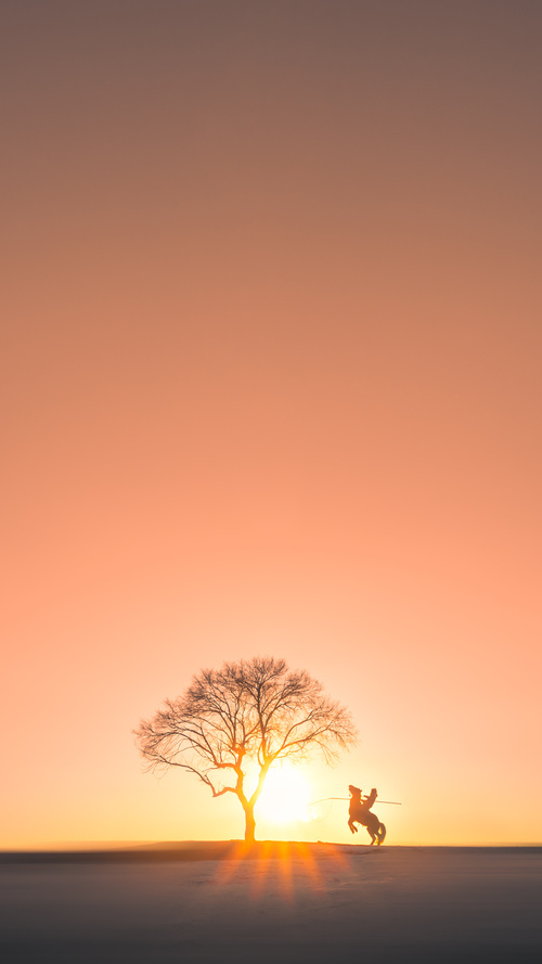 全国青少年趣味皮划艇赛上演“水上漂流”奇迹